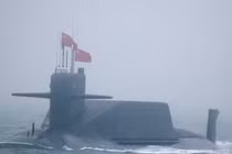 Báo Philippines cho rằng tàu ngầm hạt nhân Trung Quốc là thủ phạm gây nên ô nhiễm phóng xạ ở vùng biển thuộc Biển Đông ở phía Tây Philippines (Ảnh: Dongfang).