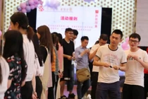 Theo Niên giám thống kê Trung Quốc năm 2023, Trung Quốc có 240 triệu người độc thân và đang tiếp tục tăng. Ảnh: Creaders.