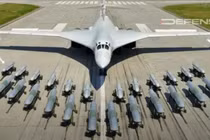 Máy bay ném bom chiến lược Tu-160 và vũ khí mang theo. Ảnh: Defense.