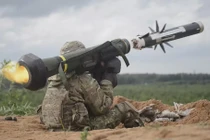 Mỹ sẽ cung cấp thêm tên lửa chống tăng Javelin cho Ukraine để đối phó "cuộc tấn công" của quân đội Nga (Ảnh: Đông Phương).
