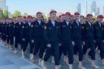 Ngày 16/9, Tổng thống Vladimir Putin ký lệnh mở rộng quy mô Quân đội Nga thêm 180.000 người (Ảnh: Sohu)