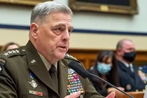 Ngày 23/5, Tướng Mark Milley tiết lộ Bộ Quốc phòng Mỹ có kế hoạch đưa binh sĩ tới Ukraine để bảo vệ Đại sứ quán Mỹ ở Kiev (Ảnh: AP).