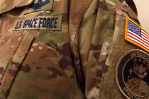 Quân phục và phù hiệu của Lực lượng Không gian Mỹ. Ảnh: Sputnik.