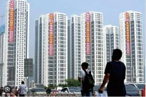 Giá nhà ở Trung Quốc đang giảm sâu nhưng rất ít khách mua (Ảnh: Sina)