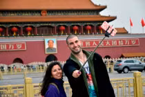 Số du khách nước ngoài đến Trung Quốc đã chạm đáy vào nửa đầu năm nay (Ảnh: Toutiao).