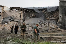 Vụ tấn công Học viện Thông tin liên lạc Poltava hôm 3/9 đã gây nên thương vong rất lớn (Ảnh: NetEasy).