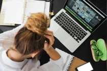 Từ đầu năm đến nay, hơn 94 ngàn nhân viên 4 ngàn công ty công nghệ mất việc do bị AI thay thế. Ảnh: Worldjournal.