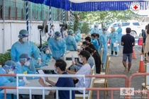 Dịch COVID-19 đang lây lan nhanh ở Campuchia, Đến sáng 11/3 đã có 1.163 trường hợp mắc bệnh (Ảnh: Thời báo Campuchia).