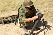 Cối tĩnh âm 2B25 Seagull là loại vũ khí có hiệu quả gây bất ngờ trên chiến trường miền Đông Ukraine (Ảnh: 163).