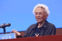 Tiến sĩ Trương Ngũ Thường đưa ra chủ trương thúc đẩy lạm phát để cứu nền kinh tế gây xôn xao (Ảnh: Sohu)