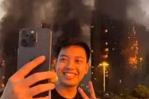 Bức ảnh phản cảm gây phẫn nộ của Trần "Kenny". Ảnh: Wenweipo.