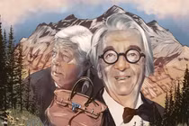 Ông Nicolas Puech (trái) và kẻ lừa đảo Eric Freymond (phải). Ảnh: WSJ.