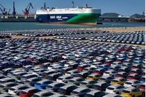 Năm 2018, Trung Quốc có 487 nhà sản xuất xe điện, nhưng đến cuối năm 2023, chỉ còn lại khoảng 40 hãng. Ảnh: Xinhua.