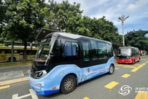 Các robobus đã sẵn sàng tham gia chở khách (Ảnh: Thepaper).