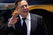 Do giá cổ phiếu Tesla có mức tăng gần 22% trong ngày, giá trị tài sản tăng thêm 33,5 tỷ USD chỉ sau một đêm (Ảnh: Sina)