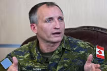 Trung tướng Trevor Cadieu, Tư lệnh Lục quân Canada có thể đang bị mắc kẹt trong vòng vây quân Nga ở Nhà máy thép Azovstal (Ảnh: Sohu).