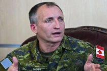 Trung tướng Trevor Cadieu, Tư lệnh Lục quân Canada có thể đang bị mắc kẹt trong vòng vây quân Nga ở Nhà máy thép Azovstal (Ảnh: Sohu).