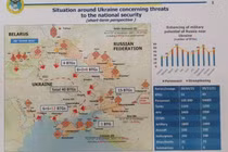 Truyền thông Ukraine đăng tải bản đồ về Nga bố trí 40 đơn vị chiến đấu cấp tiểu đoàn xung quanh Ukraine và các hướng tấn công (Ảnh: Guancha).