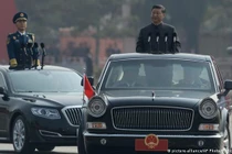 Deutsche Welle cho rằng ông Tập Cận Bình kí Đề cương hành động phi chiến tranh của quân đội tạo cơ sở pháp lý cho hoạt động quân sự của PLA (Ảnh: AP).