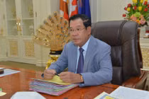 Thủ tướng Campuchia Hun Sen đề nghị đến Vũ Hán thăm sinh viên Campuchia nhưng phía Trung Quốc đã từ chối và đề nghị ông thăm Bắc Kinh (Ảnh: Guancha)