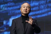 Masayoshi Son đã vượt qua nhà sáng lập Uniqlo – Tadashi Yanai để trở thành người giàu nhất Nhật Bản. Ảnh: 6park.