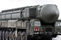 Tên lửa liên lục địa RS-28 Sarmat của Nga, phương Tây gọi là "Satan-2" được Nga coi là tên lửa hạt nhân tầm xa uy lực mạnh nhất thế giới (Ảnh: RIA).