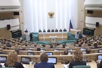 Hội đồng Liên bang Nga họp phiên đặc biệt phê chuẩn hiệp ước ký với hai nước cộng hòa Luhansk và Donetsk (Ảnh: Đông Phương).