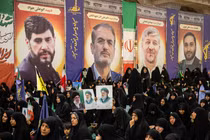 Ngày 2/7, tại thủ đô Tehran, Iran tổ chức lễ tang cho các lãnh đạo cấp cao và nhà khoa học bị chết trong cuộc tấn công của Israel. Ảnh: VCG.