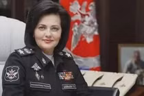 Tatiana Shevtsova khi còn giữ chức Thứ trưởng Bộ Quốc phòng Nga (Ảnh: NetEasy)