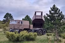 Hệ thống pháo phản lực phóng loạt Foudre đang được Công ty Turgis et Gaillard thử nghiệm. Ảnh: Topwar.