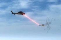 Hình ảnh mô tả Yildirim-100 đánh chặn tên lửa phòng không tấn công trực thăng. Ảnh: LTN.