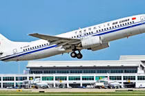 Chính phủ Trung Quốc đã ra lệnh các công ty hàng không ngừng tiếp nhận máy bay của Boeing và phụ tùng, linh kiện máy bay của các công ty Mỹ. Ảnh: DPA