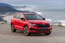 Skoda Karoq ra mắt 2 mẫu xe mới cạnh tranh với Mazda CX-5 và Honda CR-V