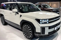 Hyundai Santa Fe vội vàng hạ giá "sốc" khi doanh số liên tục giảm