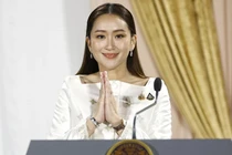 Paetongtarn Shinawatra, thủ tướng trẻ nhất của Thái Lan sở hữu phong cách thời trang ấn tượng. Ảnh: Instagram Ingshin 21.