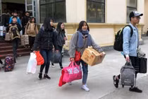 Địa phương nào bắt cách ly, xét nghiệm y tế khi về quê ăn Tết