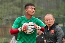 Thủ môn Y Êli Niê lại gặp chấn thương