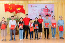 SeABank mang hơi ấm mùa xuân đến với những người có hoàn cảnh khó khăn