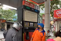 Giá nhiều mặt hàng xăng, dầu giảm