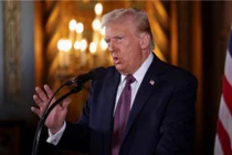 Tổng thống đắc cử Mỹ Donald Trump phát biểu tại Mar-a-Lago ở Palm Beach, Florida, Hoa Kỳ ngày 7/1. Ảnh: Reuters.