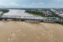Mực nước trên sông Hồng xuống chậm, lũ trên sông Đáy vượt đỉnh lịch sử 