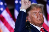 Lệnh áp thuế của Tổng thống Mỹ Donald Trump đã lật ngược một lỗ hổng lâu đời trong quy định giao nhận hàng. Ảnh: Reuters.