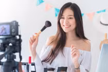 Luật Thương mại điện tử vừa được Quốc hội thông qua có gì đáng chú ý? 