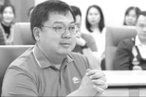 Ông Hoàng Nam Tiến đột ngột qua đời chiều nay với nguyên nhân được xác định do đột quỵ