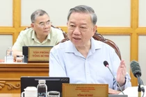 Tổng Bí thư: Khuyến khích cán bộ còn tuổi làm việc, giữ nguyên số cấp phó sau sáp nhập