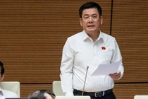 Thuốc lá nung nóng và thuốc lá điện tử "làm nóng" nghị trường, Bộ Công Thương ủng hộ Bộ Y tế