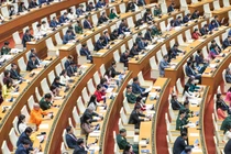 Khai mạc kỳ họp Quốc hội, bàn sửa đổi Hiến pháp và sáp nhập tỉnh