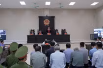 Toàn cảnh phiên tòa.