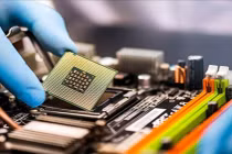 Việt Nam có những lợi thế chiến lược nào để phát triển công nghiệp bán dẫn?