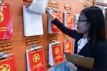 Bỏ hình thức kỷ luật giáng chức, hạ bậc lương với công chức, cán bộ